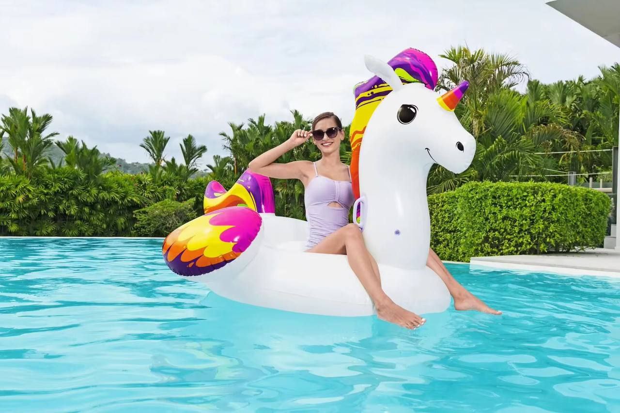 UNICORN Float