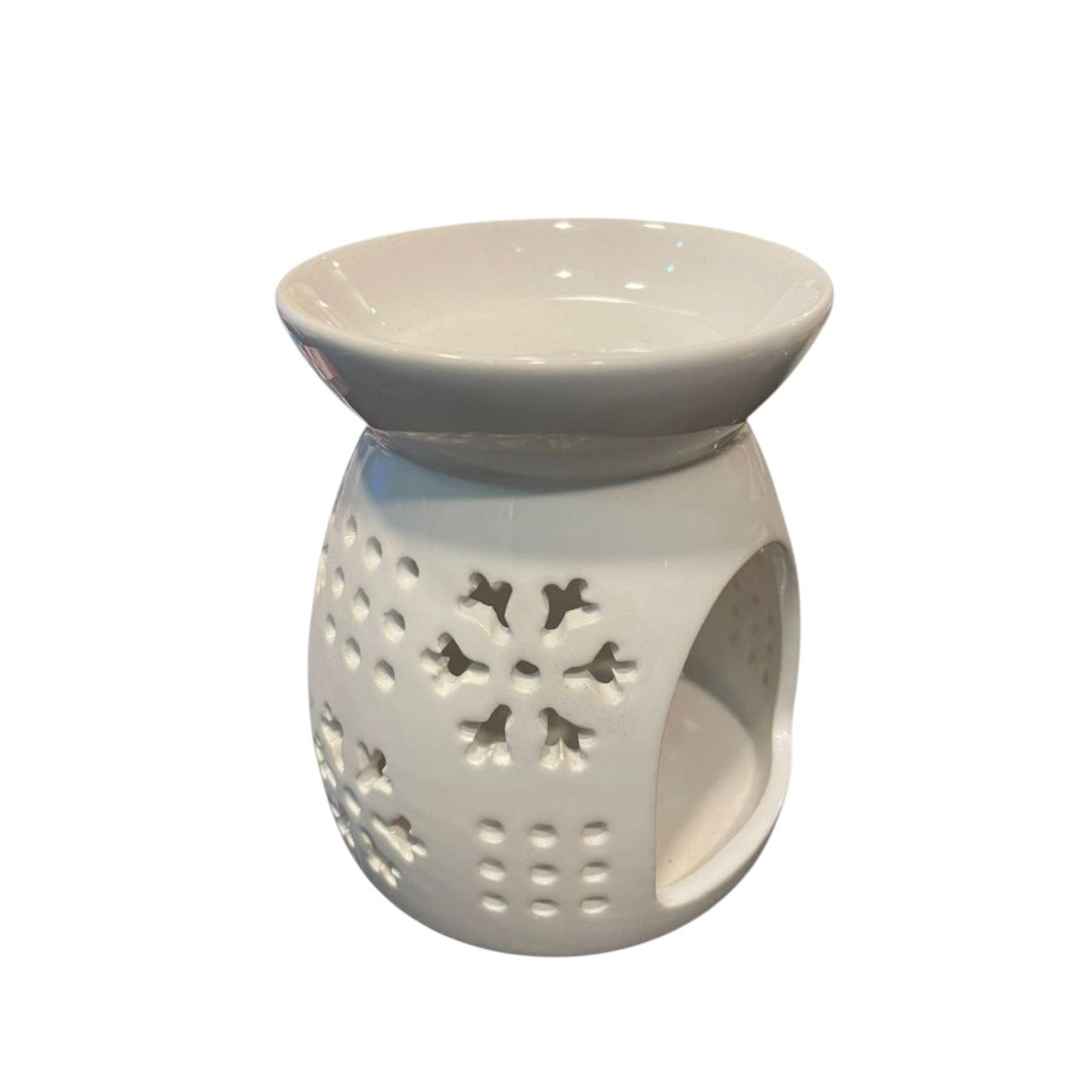 Large ceramic star-patterned diffuser