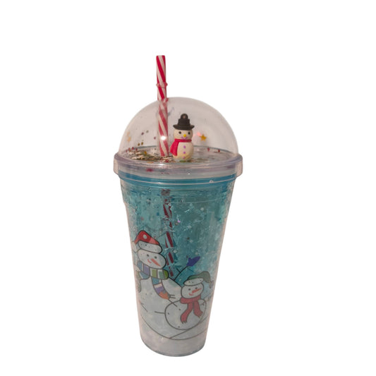 Acrylic mug with straw