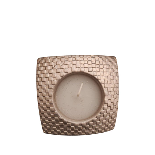 Round candle