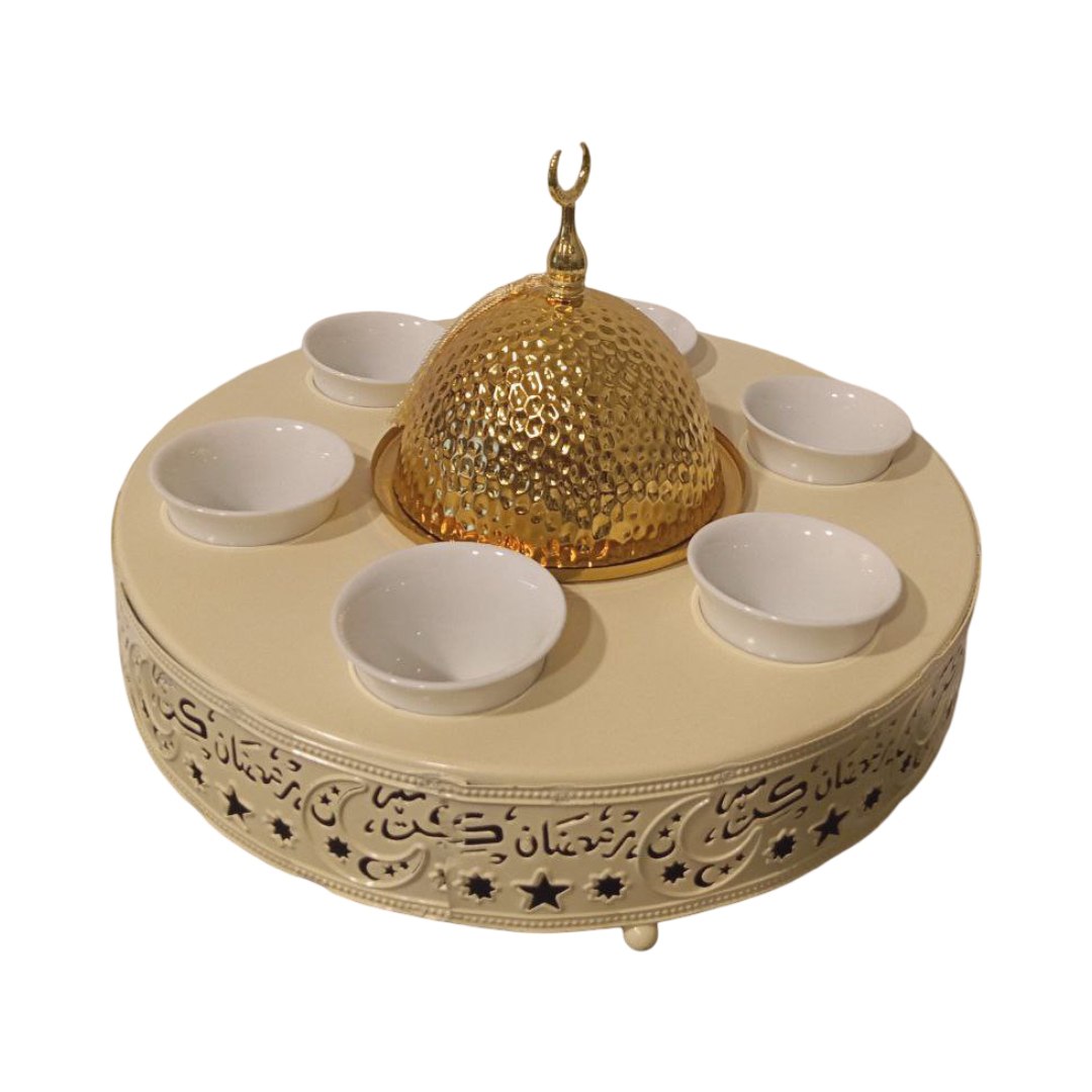 Creamy coffee cup tray