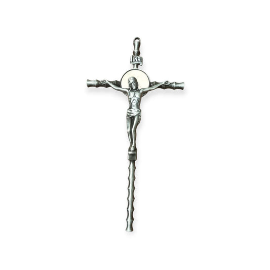 Metal cross pendant